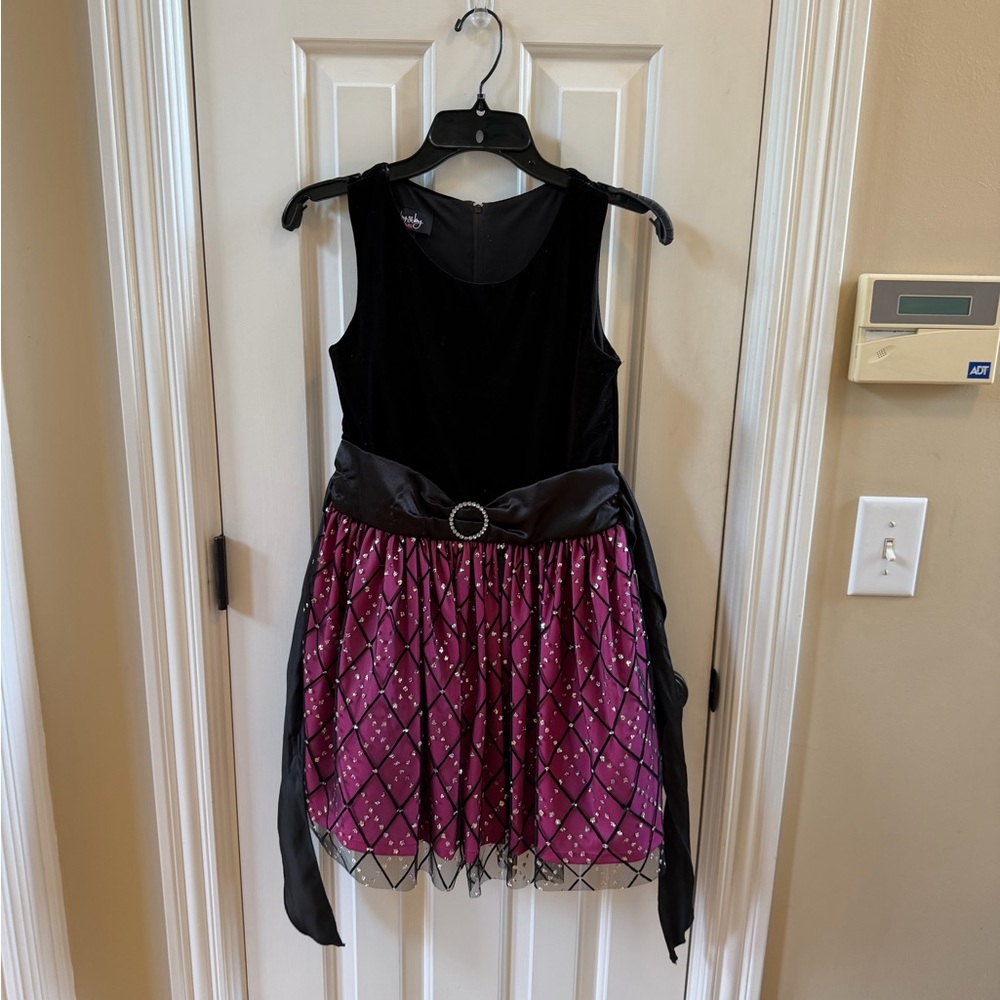 Girls Sparkly Party Dress, Size 14 1/2
